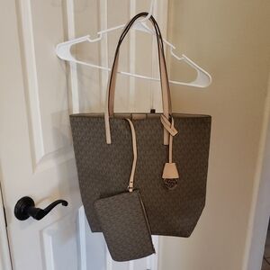 MICHAEL Michael Kors Brown Tote Bag with Pouch